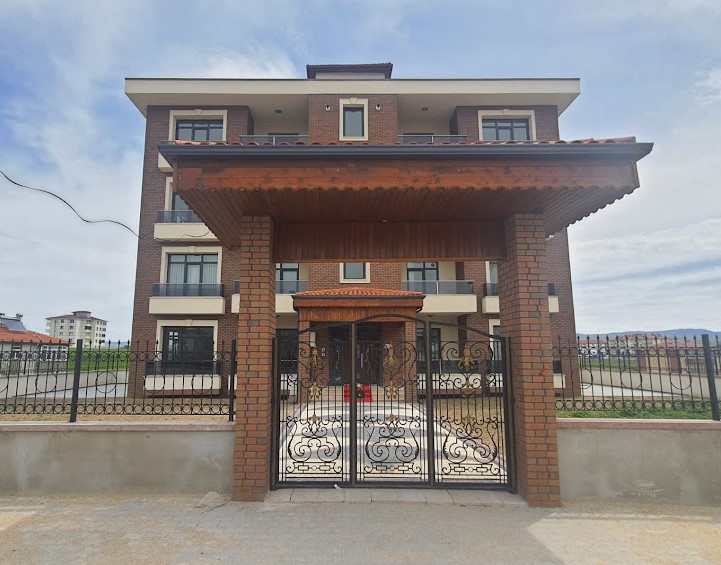 Uur Apartman